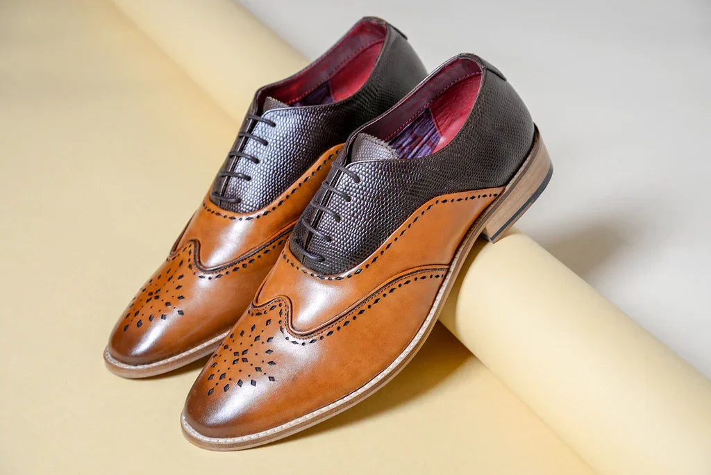 Braune Lederschuhe Marc Darcy Ryan - Wingtip Brogue