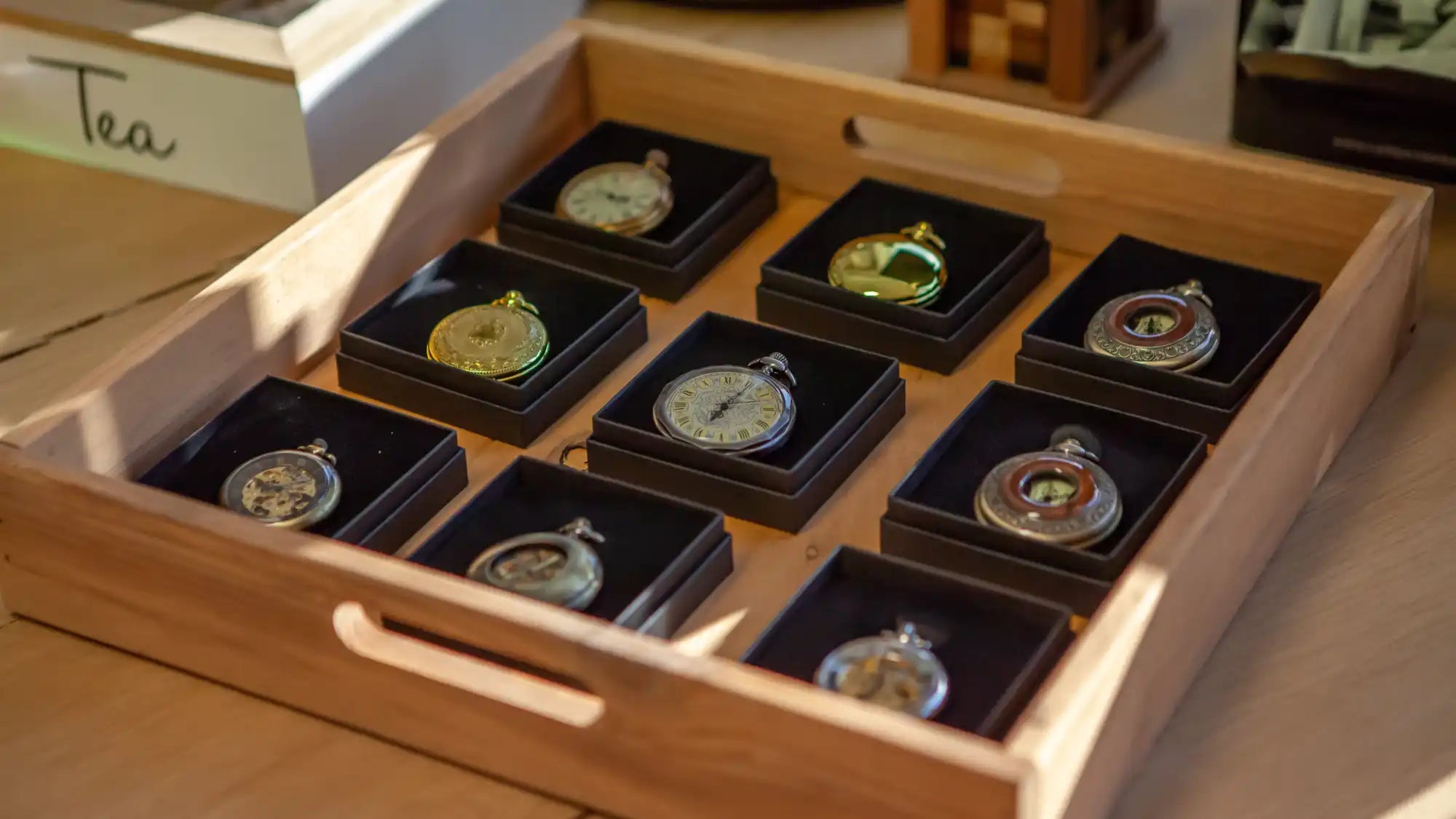 Taschenuhr für Herren kombinieren: Vintage-Accessoire zum modernen Anzug