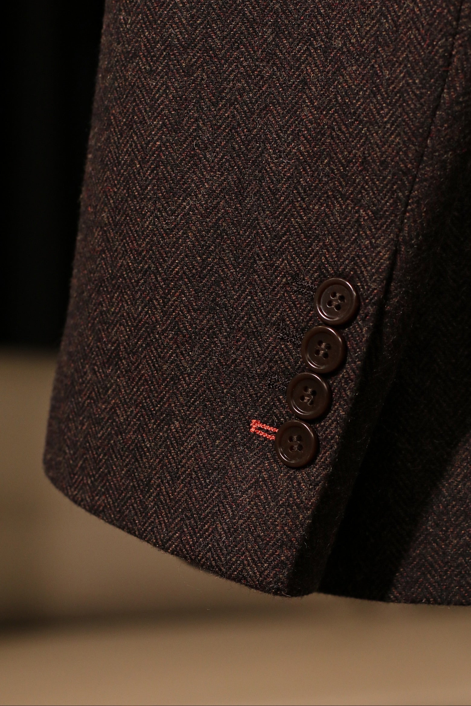 CASTLESON Chief Brown – Driedelig pak donkerbruin tweed 7