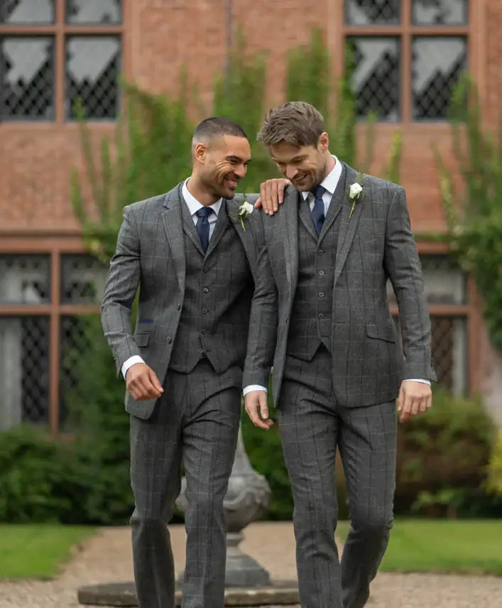Grauen Hochzeitsanzug kaufen? Entdecke diese 5 Beispiele!